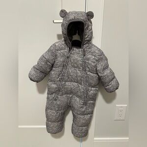 Gap SnowSuit 0-6 month